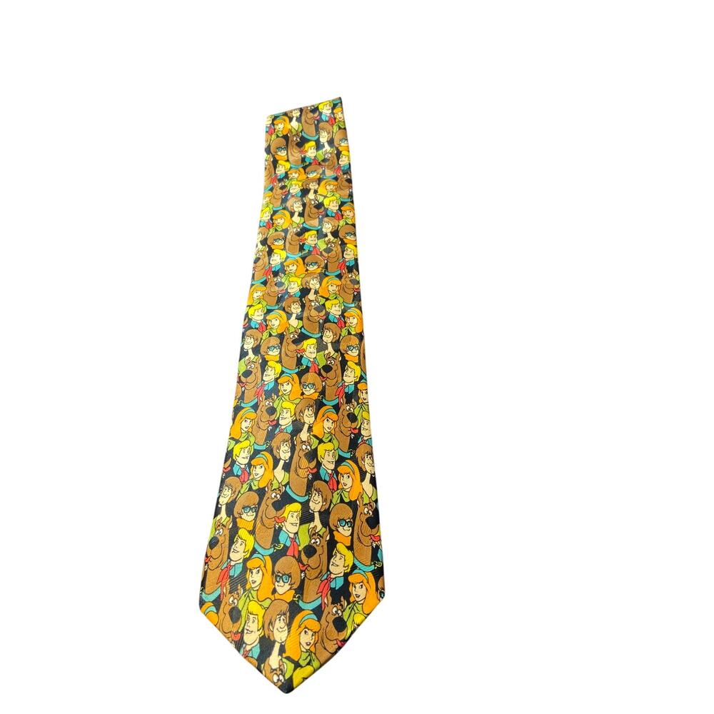 Scooby Doo and‎ gang neck tie